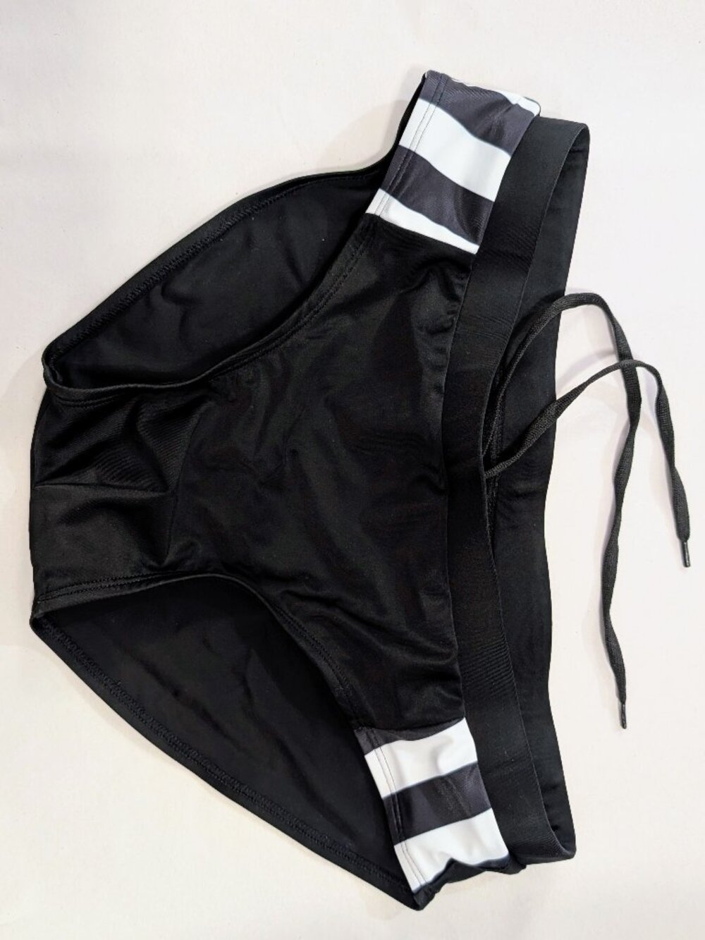 Black & White mens swim briefs